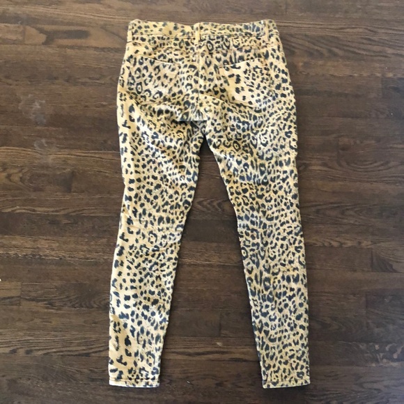 BEBE LEOPARD/CHEETAH JEANS - Picture 4 of 4